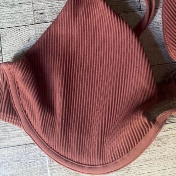 Garage, Dark Mauve/Blush, Plunging, V Neck, Wired Bikini Top - Picture 8 of 12